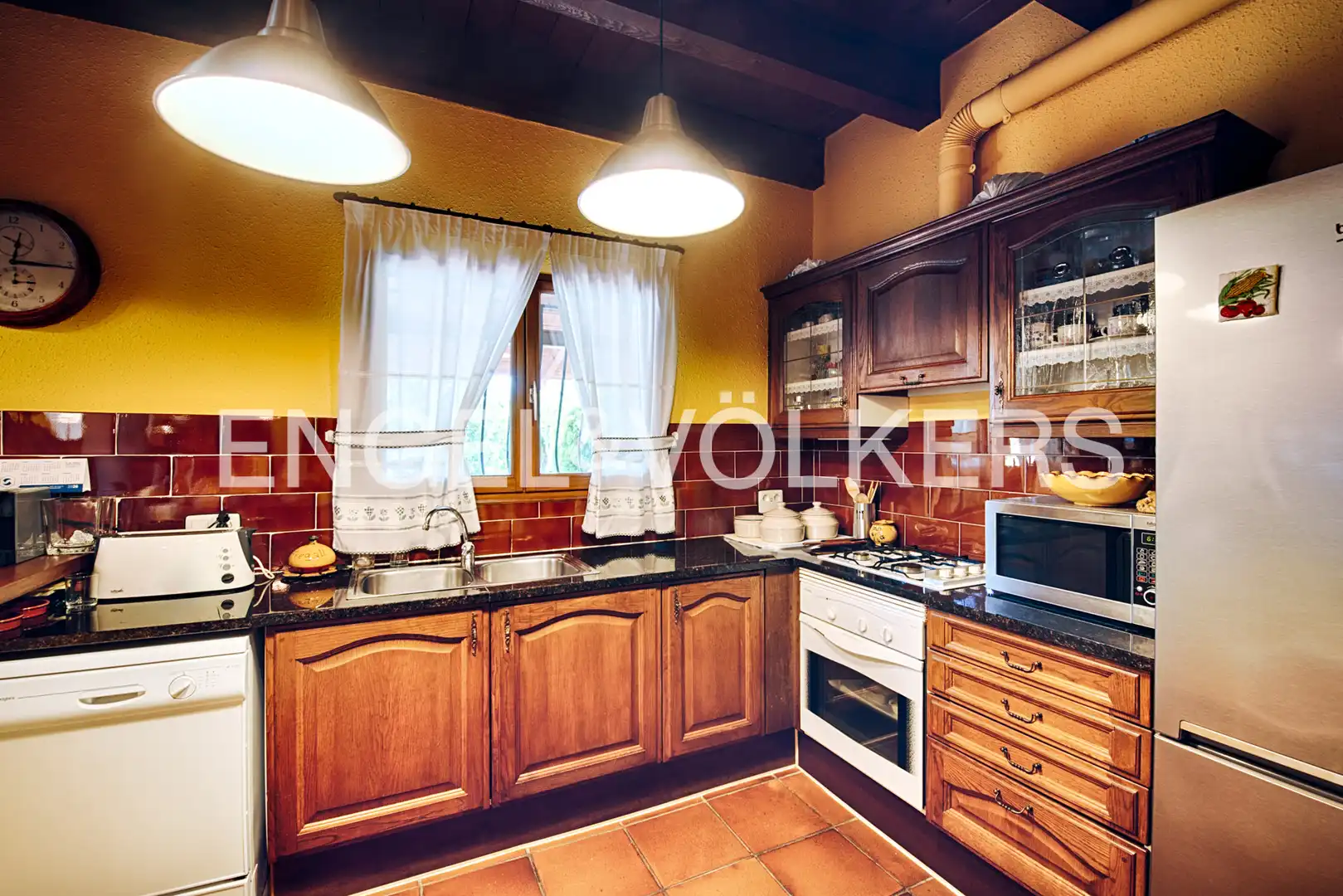 Cocina de Casa adosada en venta en Maçanet de Cabrenys con Calefacción y Jardín privado