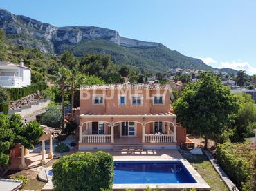 Casa con piscina in vendita a Camino Assagador De Cabanes