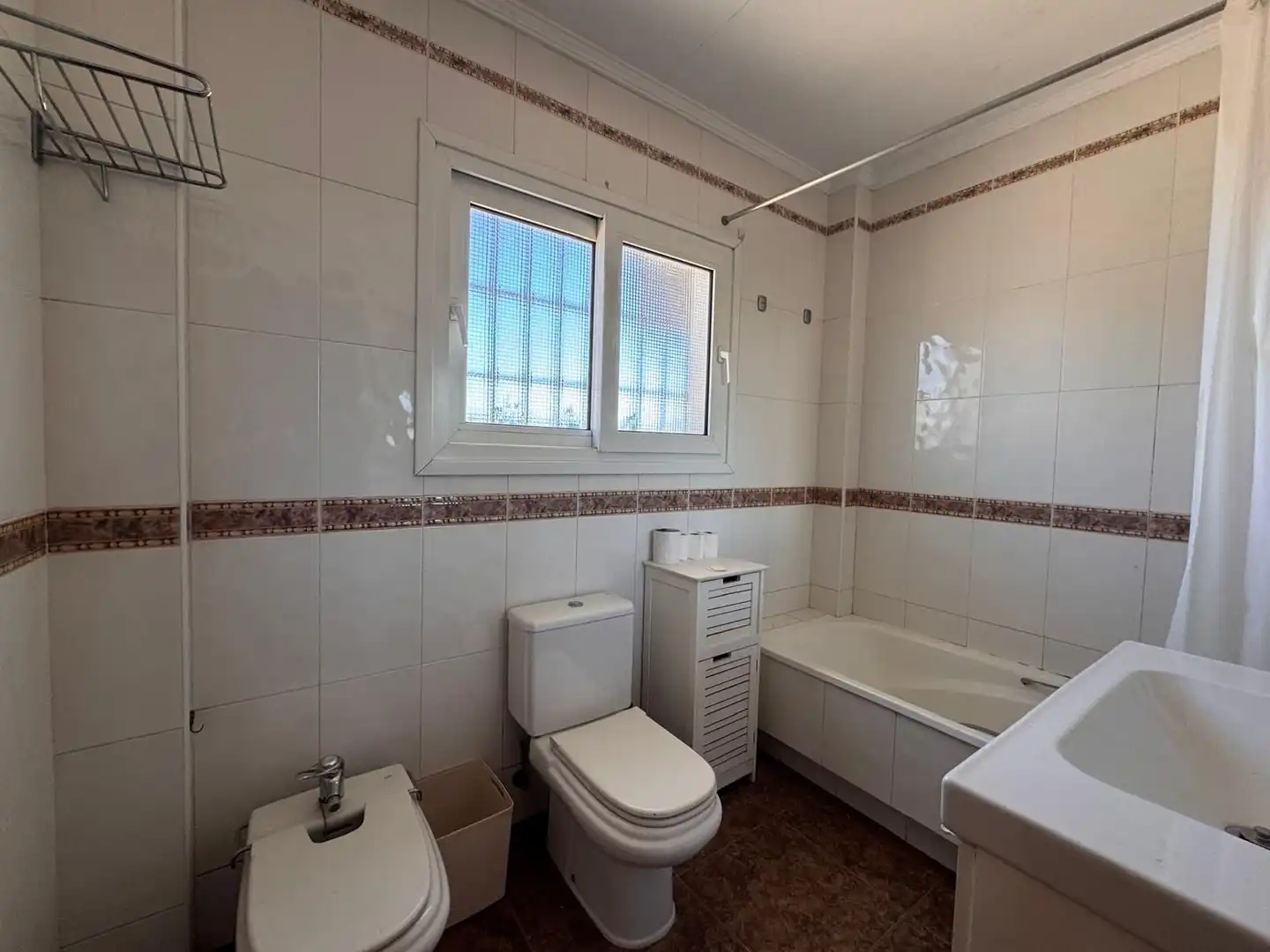 Baño de Casa o chalet en venta en Estepona con Aire acondicionado, Calefacción y Jardín privado