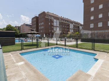 Appartamento con piscina in vendita a Pryconsa - Juan de Austria