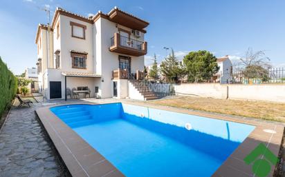 Exterior view of House or chalet for sale in Atarfe  with Terrace and Balcony