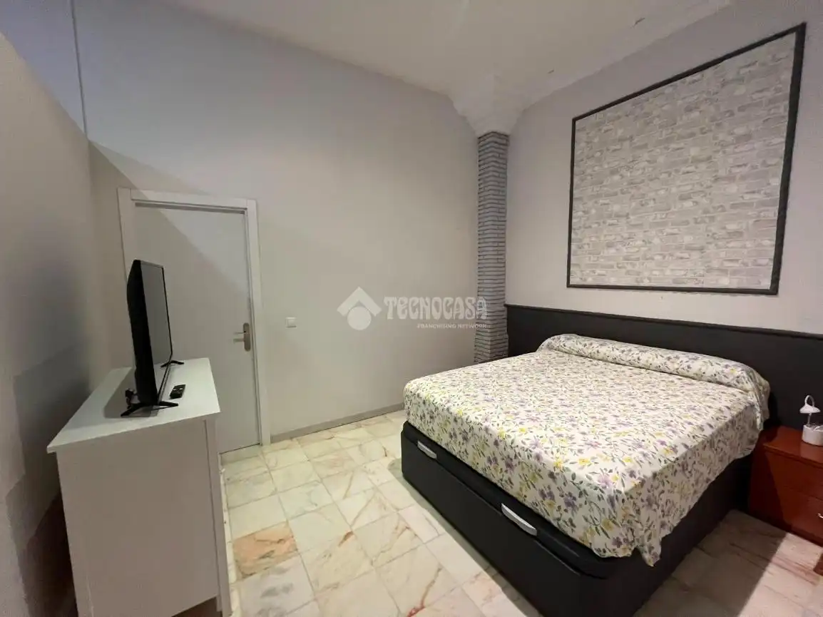 Dormitori de Casa o xalet en venda en Mairena del Alcor