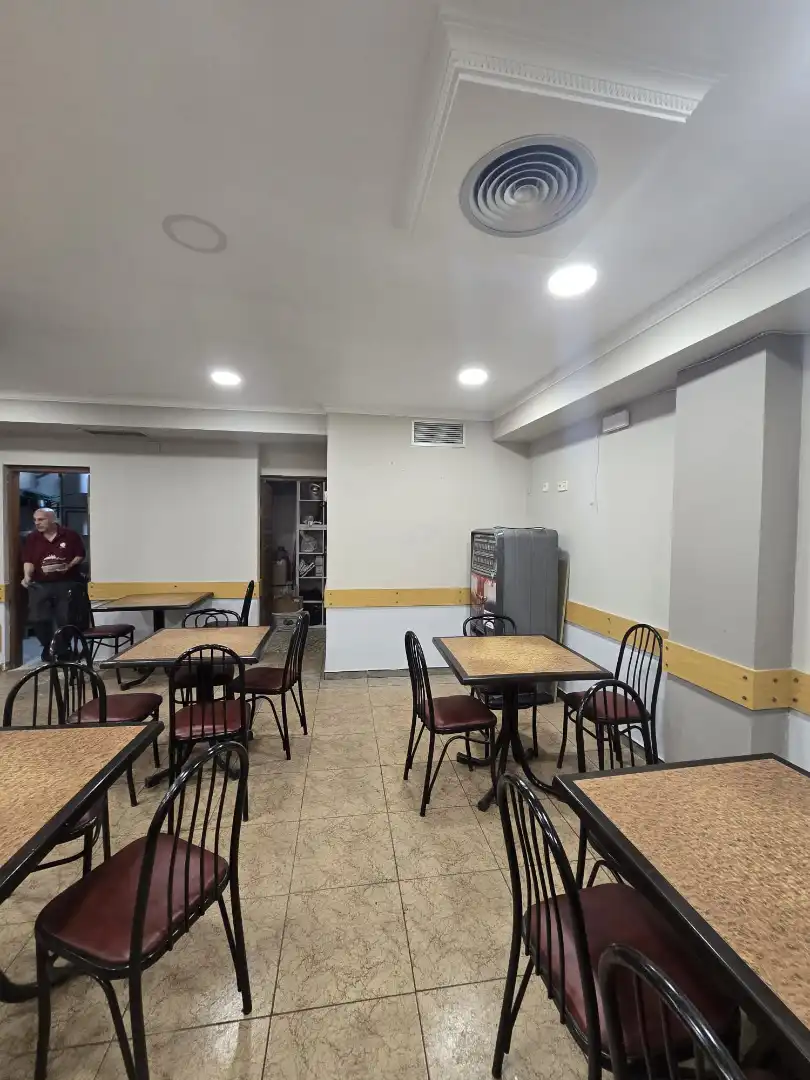 Local en venta en San Sebastián de los Reyes con Aire acondicionado, Calefacción y Amueblado