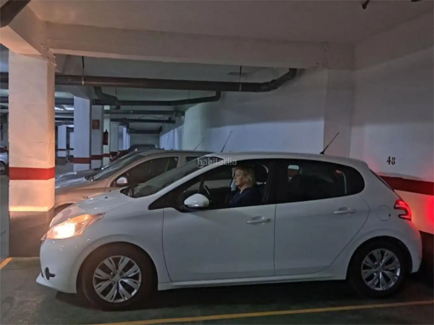 Einzelparkplatz zum Verkauf in Calle de Torres 14