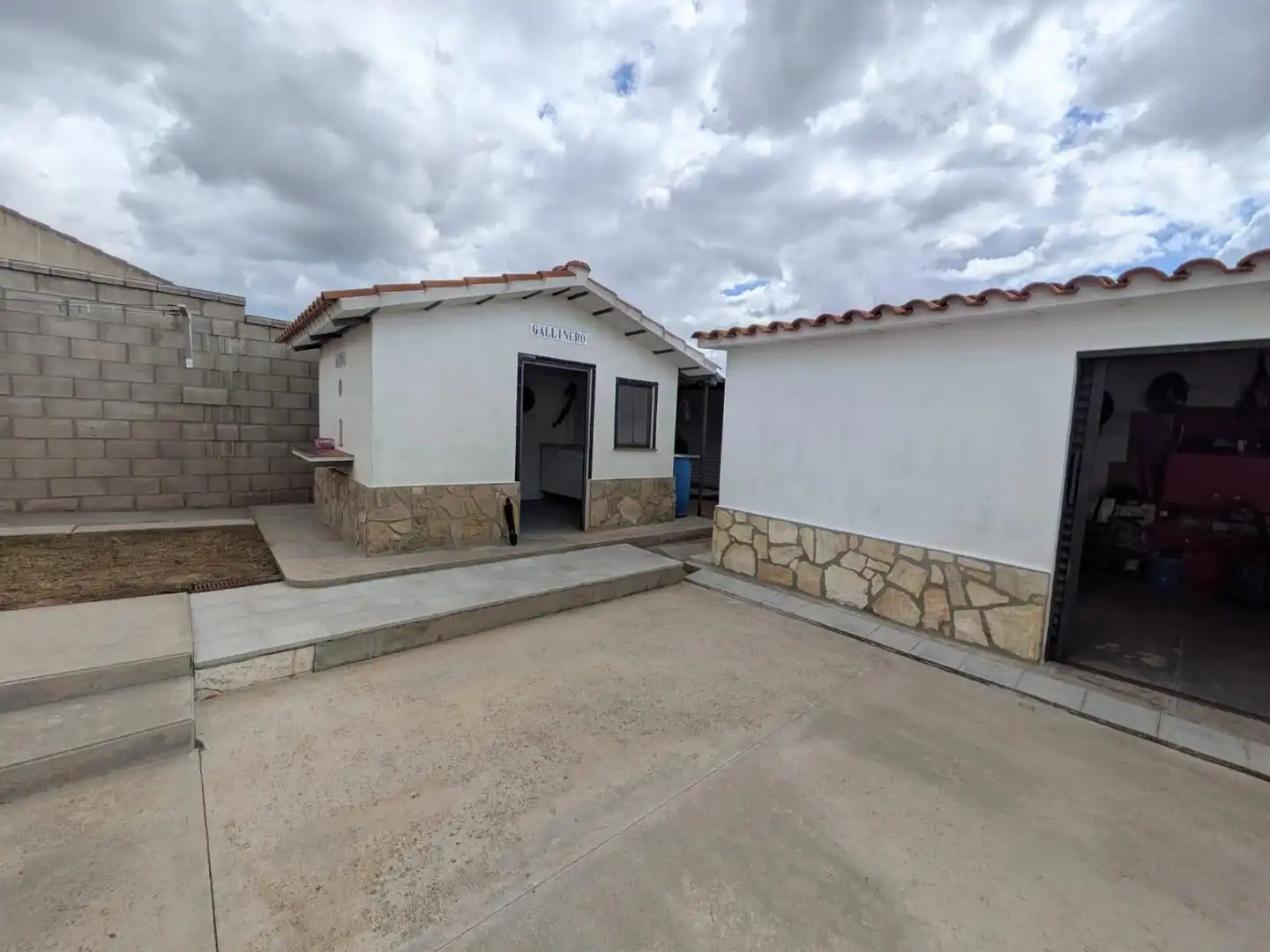 Vista exterior de Casa o xalet en venda en Pezuela de las Torres amb Calefacció, Jardí privat i Traster