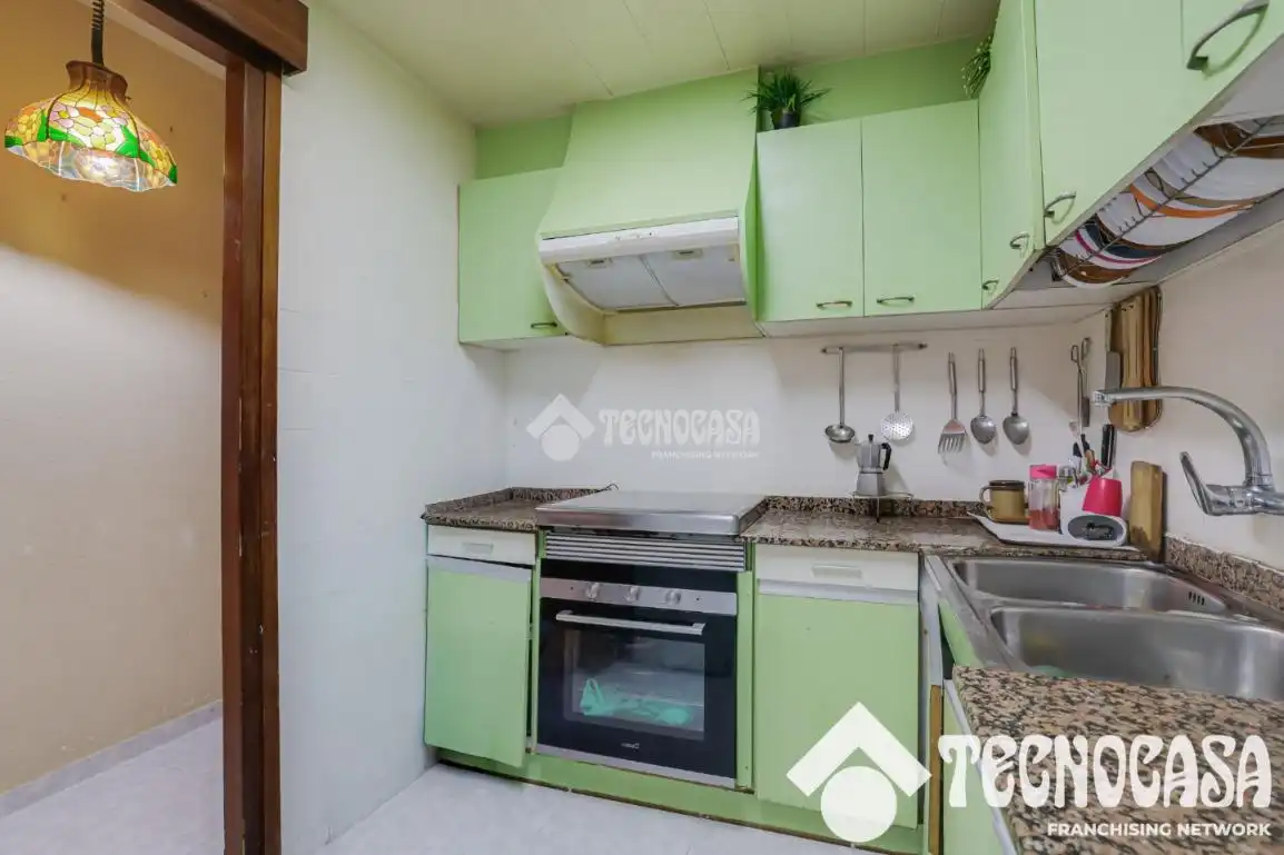 Cocina de Piso en venta en Premià de Mar con Balcón
