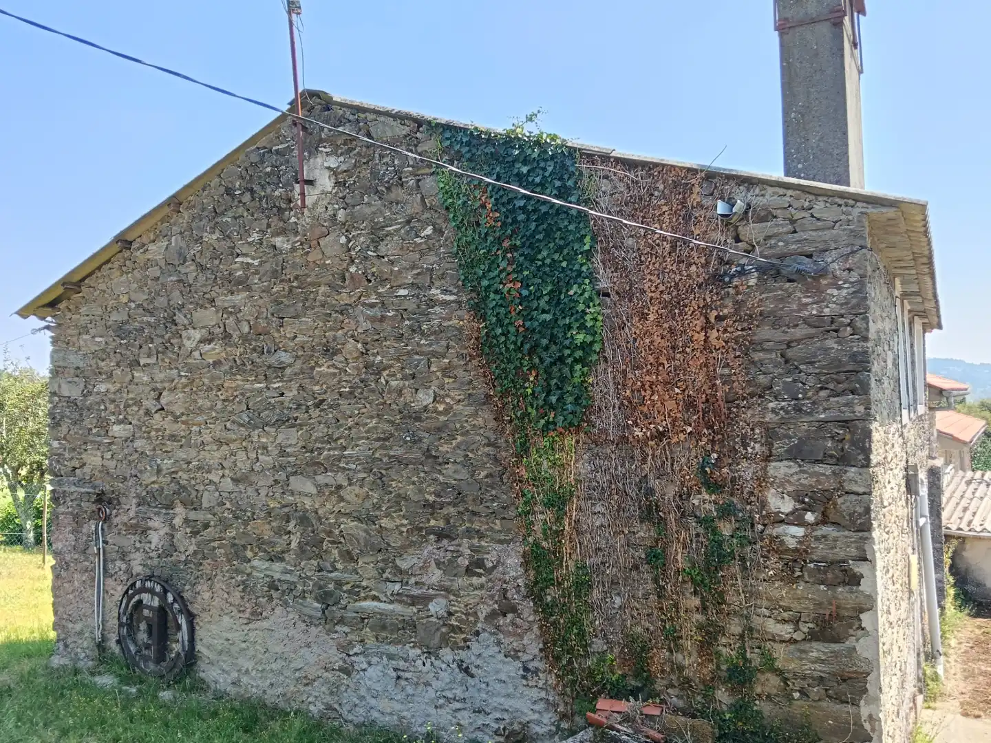 Adossat amb jardí en venda a Cesuras, imagen 11