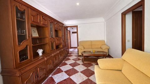 Foto 2 de Apartament en venda a Calle Lagrima, Cortijo Bazán - Los Casinis - Los Cipreses, Málaga Capital