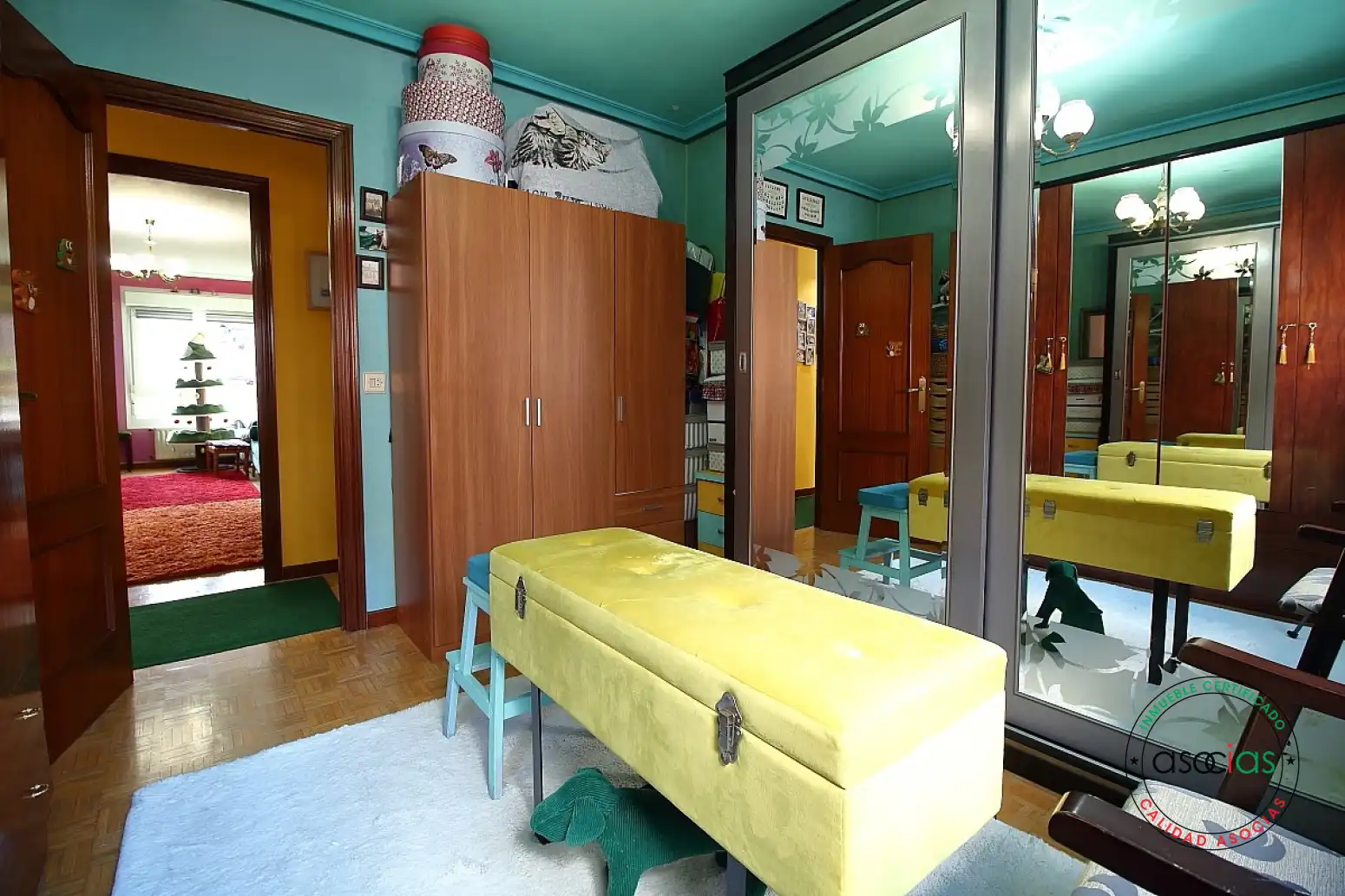 Habitación de Piso en venta en Gijón  con Calefacción, Parquet y Trastero