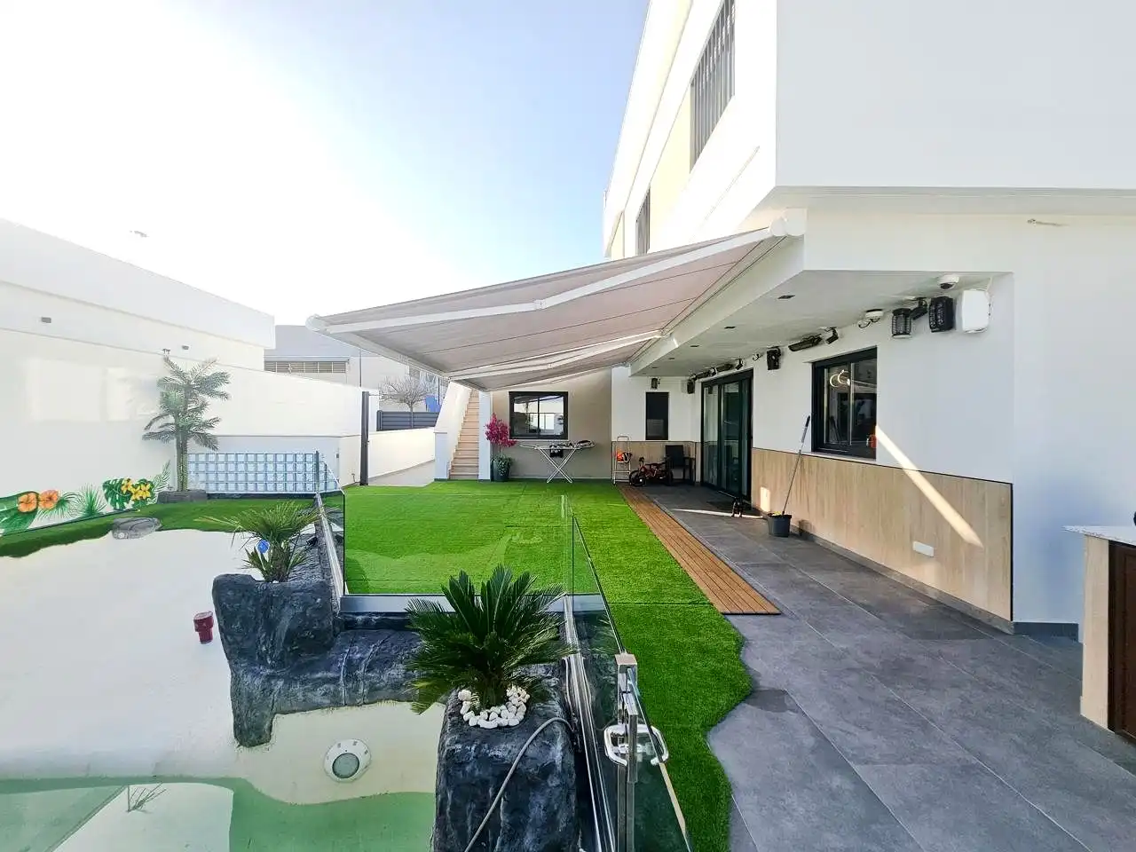 Terrassa de Casa o xalet en venda en Alcalá de Guadaira amb Aire condicionat, Jardí privat i Terrassa