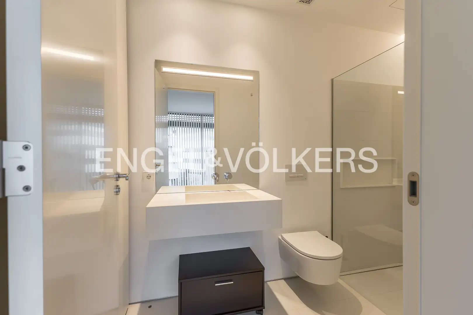 Badezimmer von Wohnung zum Verkauf in Madrid mit Klimaanlage, Heizung und Privatgarten