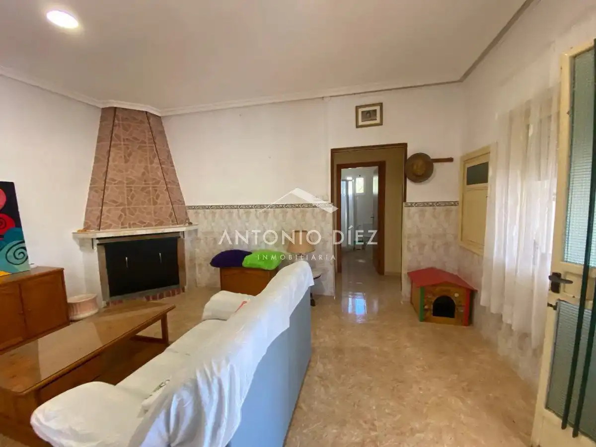 Wohnzimmer von Country house zum Verkauf in Aspe mit Klimaanlage, Terrasse und Abstellraum