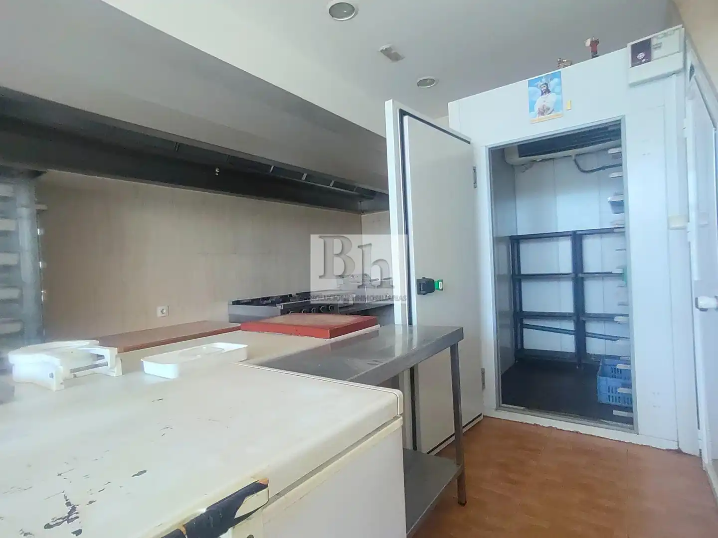 Kitchen of Commercial properties for sale in Alhaurín de la Torre  with Air Conditioner and Furnished
