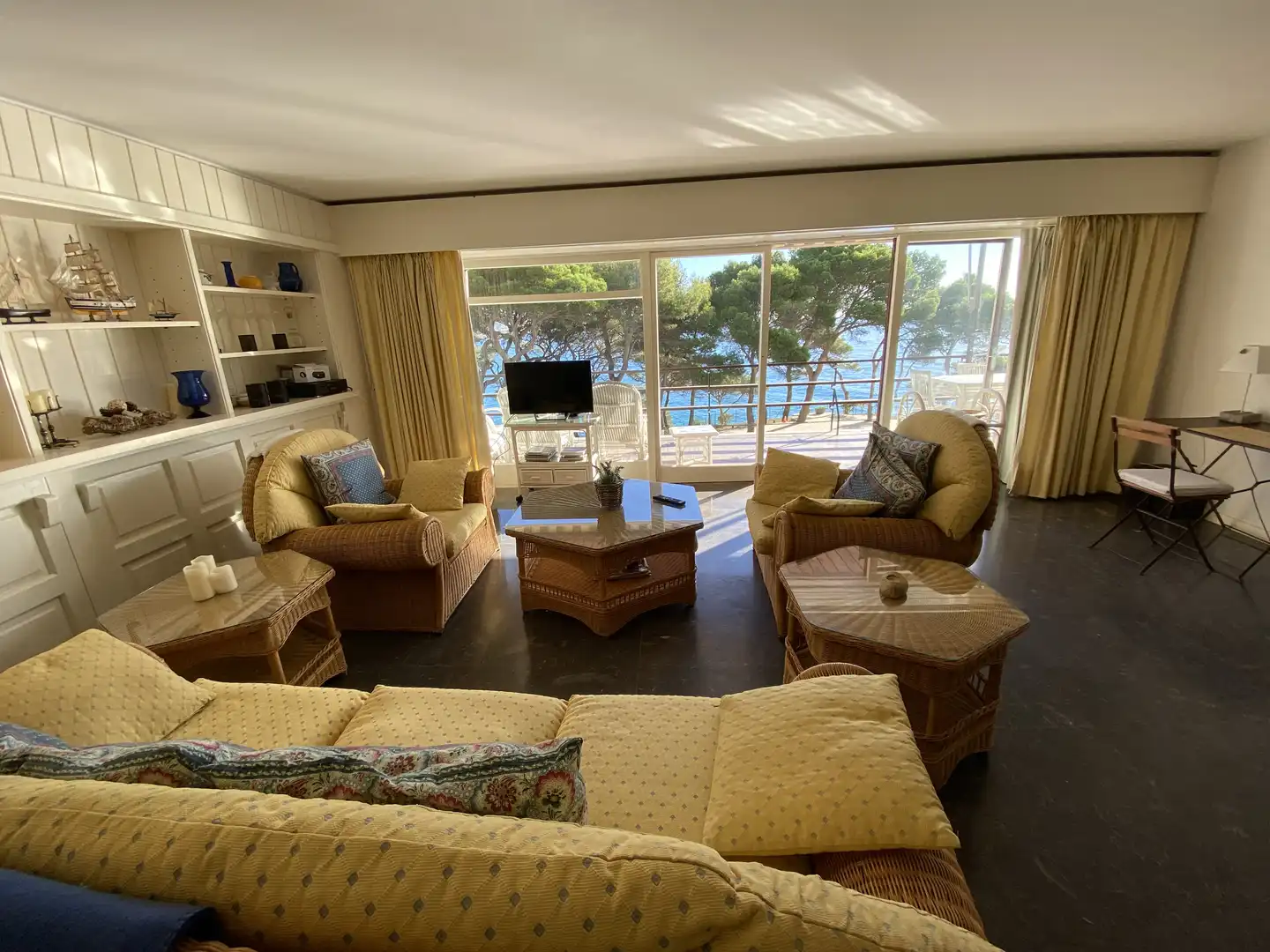 Sala de estar de Piso en venta en Calonge i Sant Antoni con Terraza, Amueblado y Horno