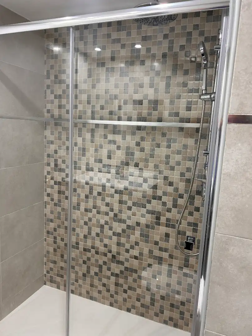 Baño de Piso en venta en Terrassa con Aire acondicionado, Parquet y Horno