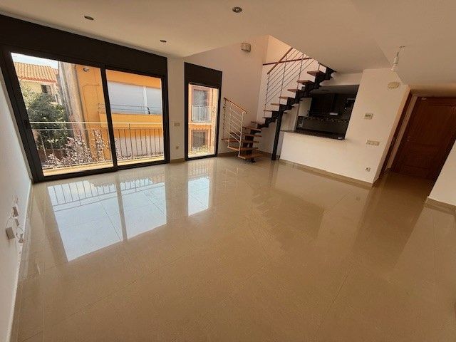 Sala de estar de Dúplex en venta en Sant Esteve de Palautordera con Aire acondicionado, Parquet y Terraza