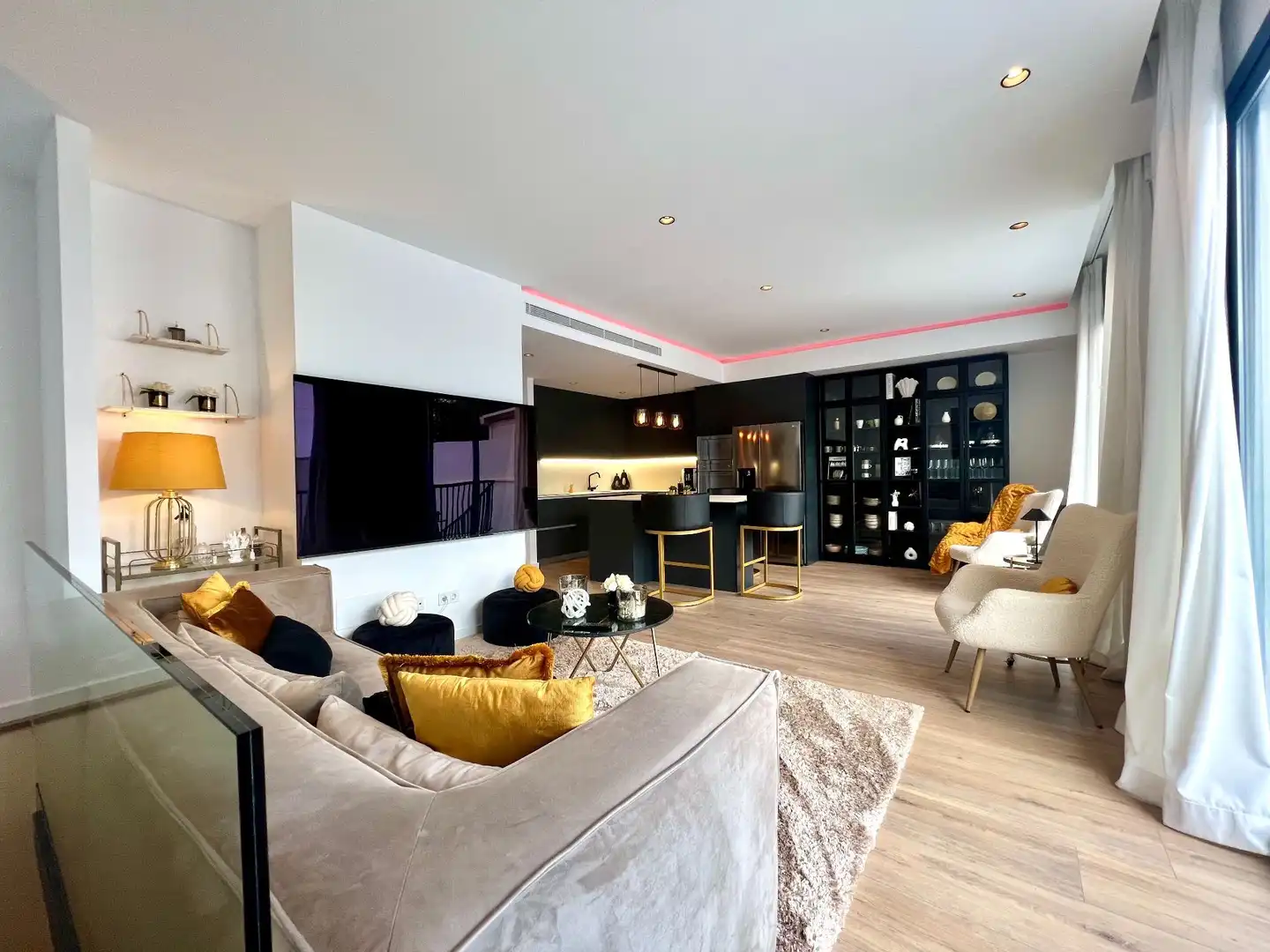 Wohnzimmer von Maisonette zum Verkauf in  Palma de Mallorca mit Klimaanlage, Heizung und Schwimmbad