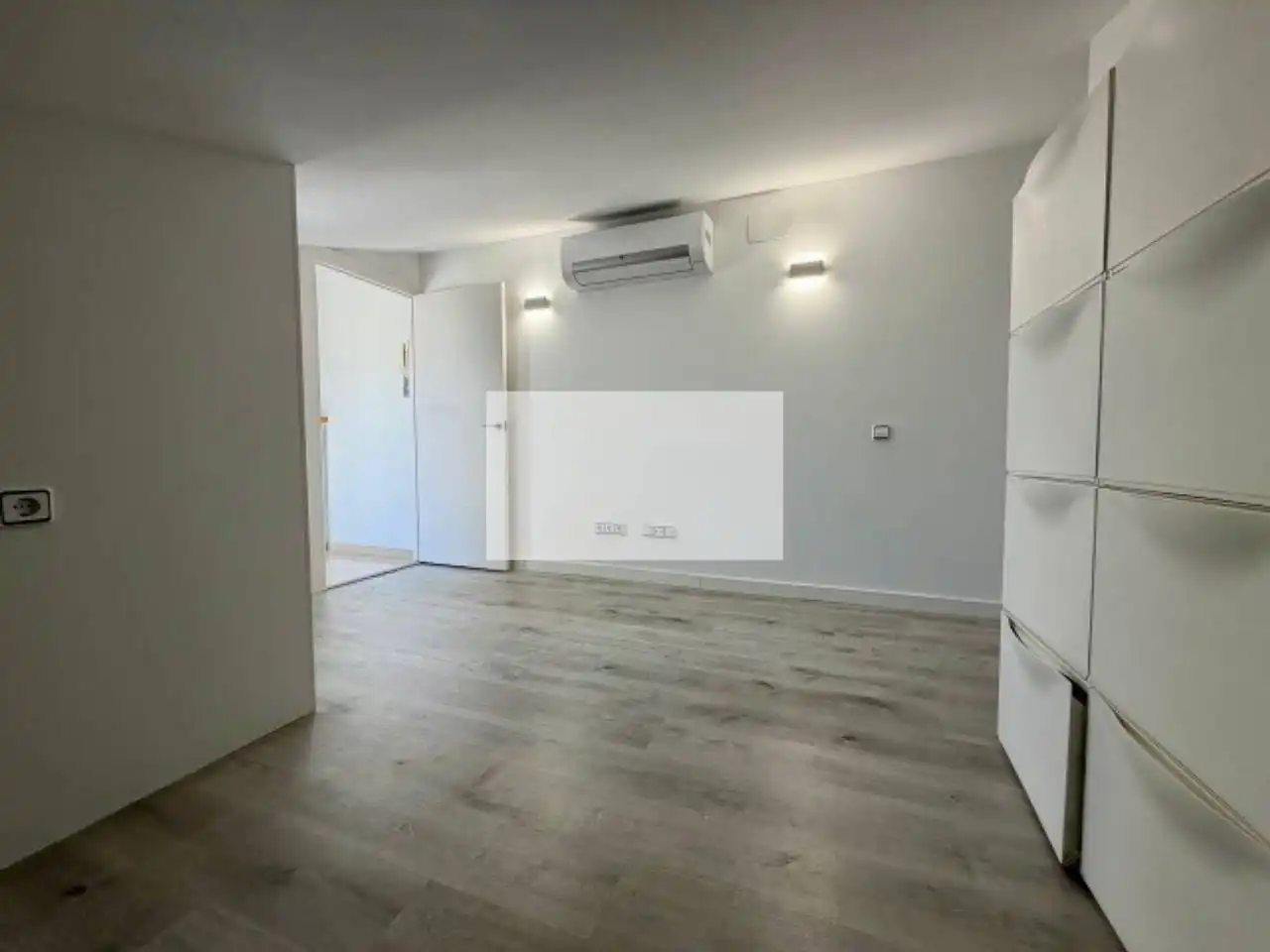 Habitación de Dúplex en venta en Sabadell con Aire acondicionado, Calefacción y Parquet