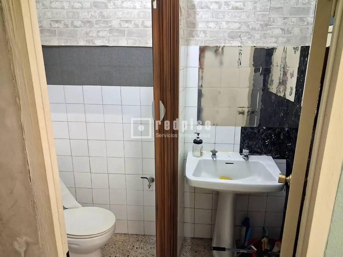 Bany de Local en venda en Alcorcón