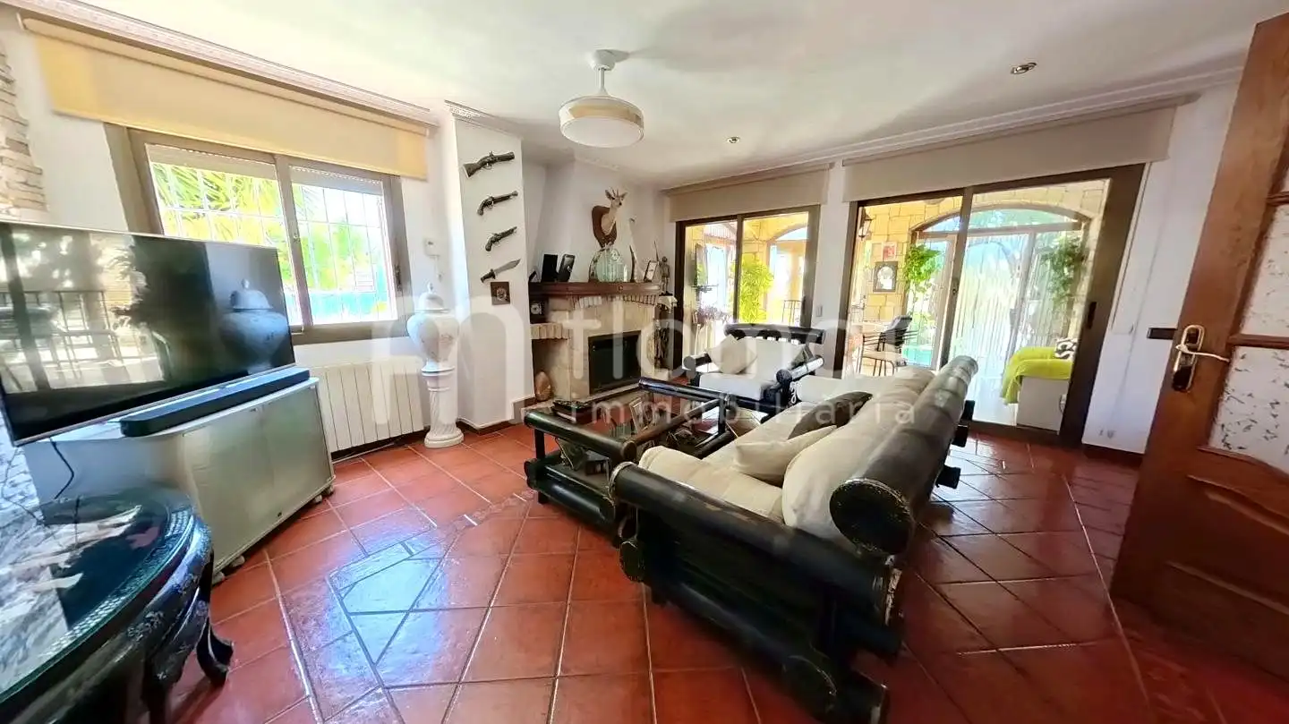 Sala de estar de Casa o chalet en venta en Cambrils con Jardín privado, Terraza y Piscina