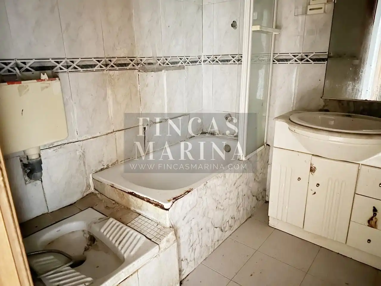 Baño de Piso en venta en Cornellà de Llobregat