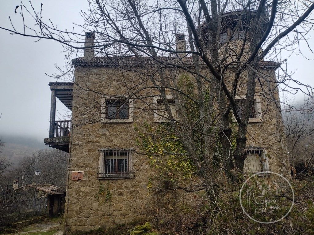 Exterior view of House or chalet for sale in Villanueva de Ávila