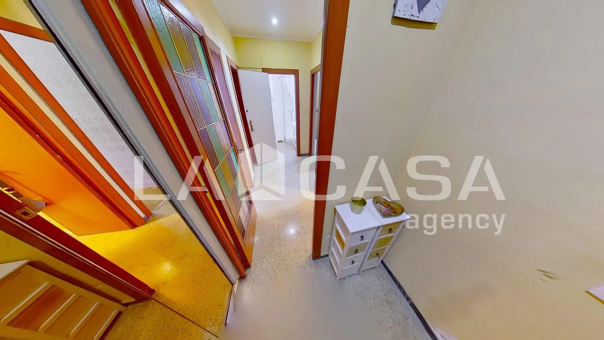 Flat for sale in Barcelona  with Balcony