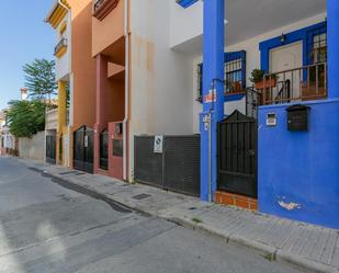 Vista exterior de Casa adosada en venda en Las Gabias amb Calefacció