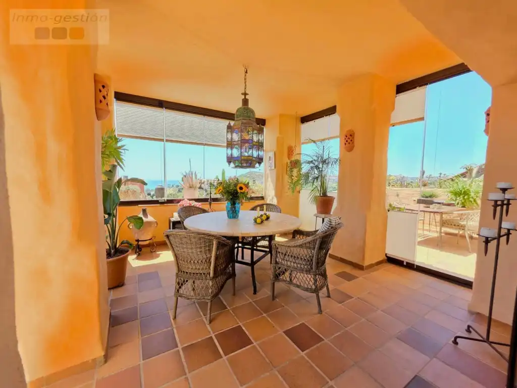 Ático con ascensor en venta en Camino Arroyo de la Peñuela