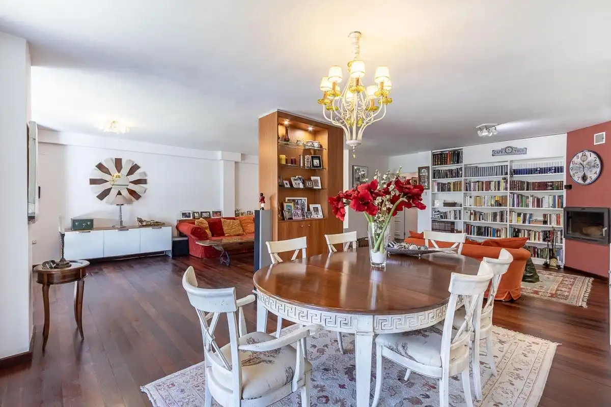 Casa amb terrassa en venda a Calle ZORAYA, imagen 14