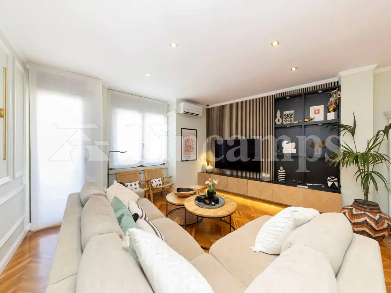 Living room of Attic for sale in Sabadell  with Air Conditioner, Heating and Parquet flooring