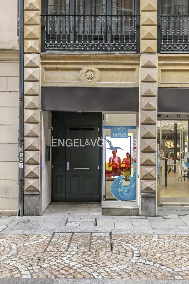 Piso de alquiler en Bilbao  con Calefacción y Balcón