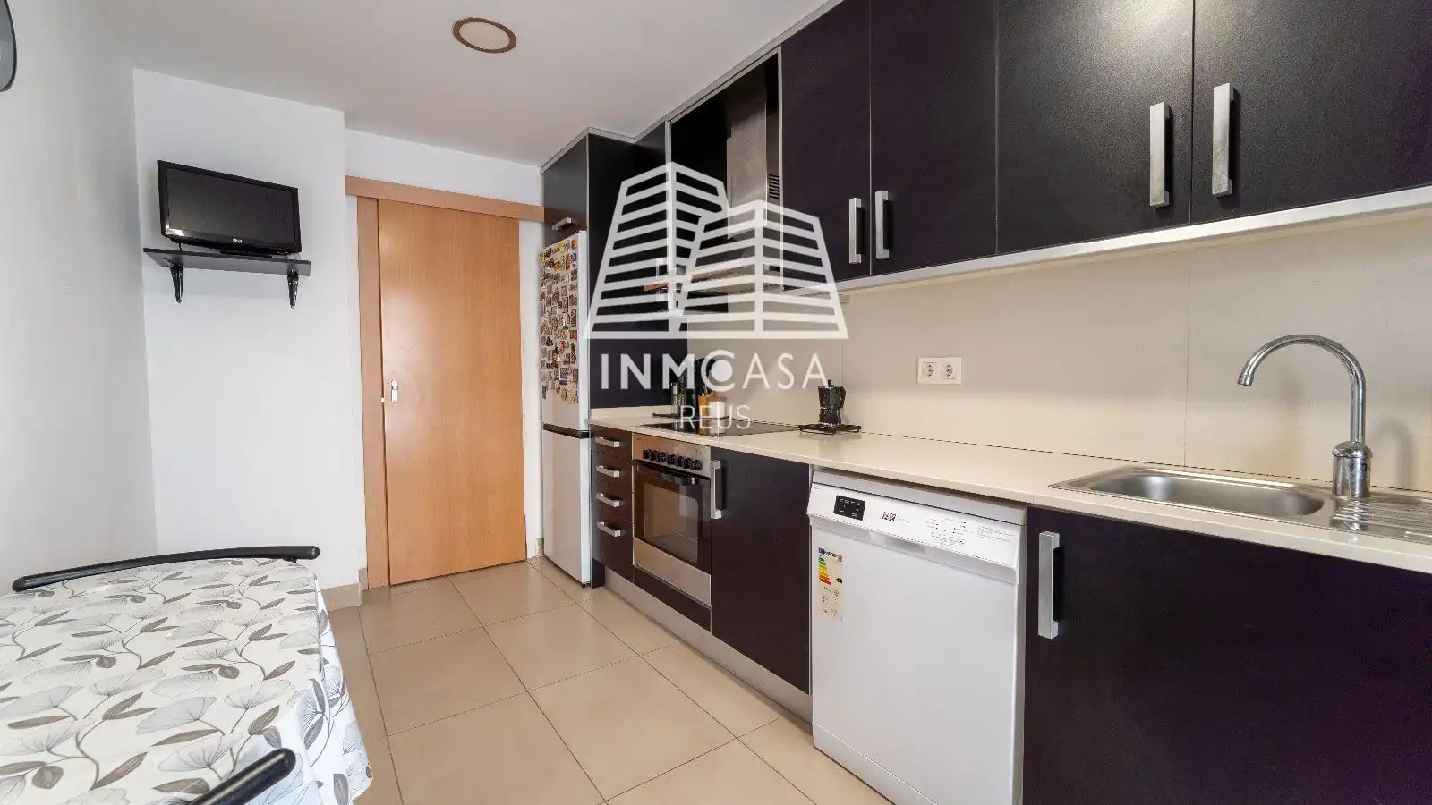 Kitchen of Flat for sale in Els Pallaresos  with Air Conditioner and Heating