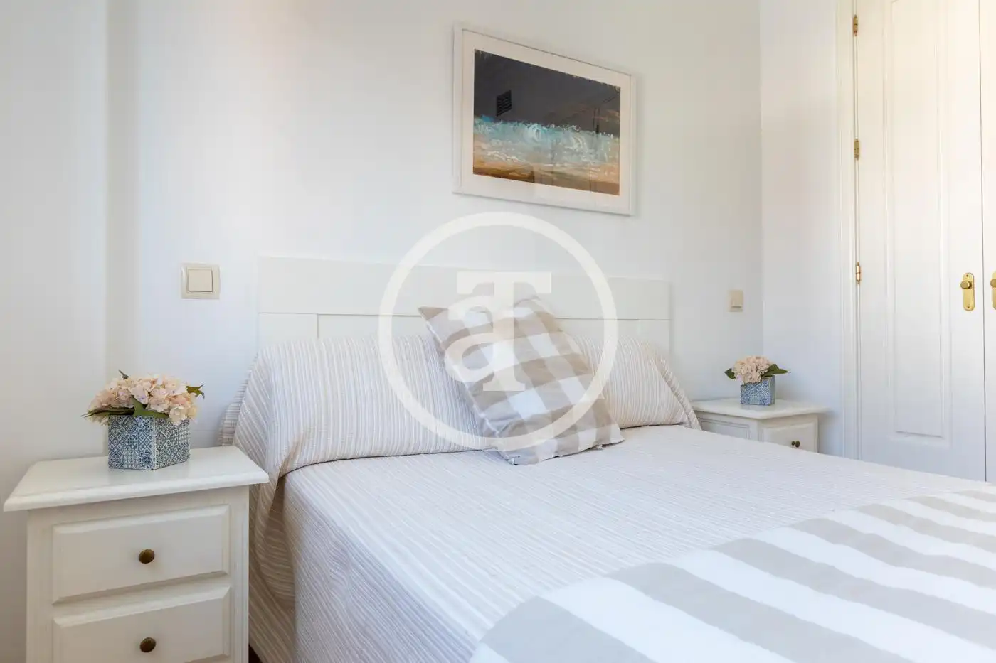 Bedroom of Flat for rent in Madrid  with Air Conditioner, Heating and Furnished