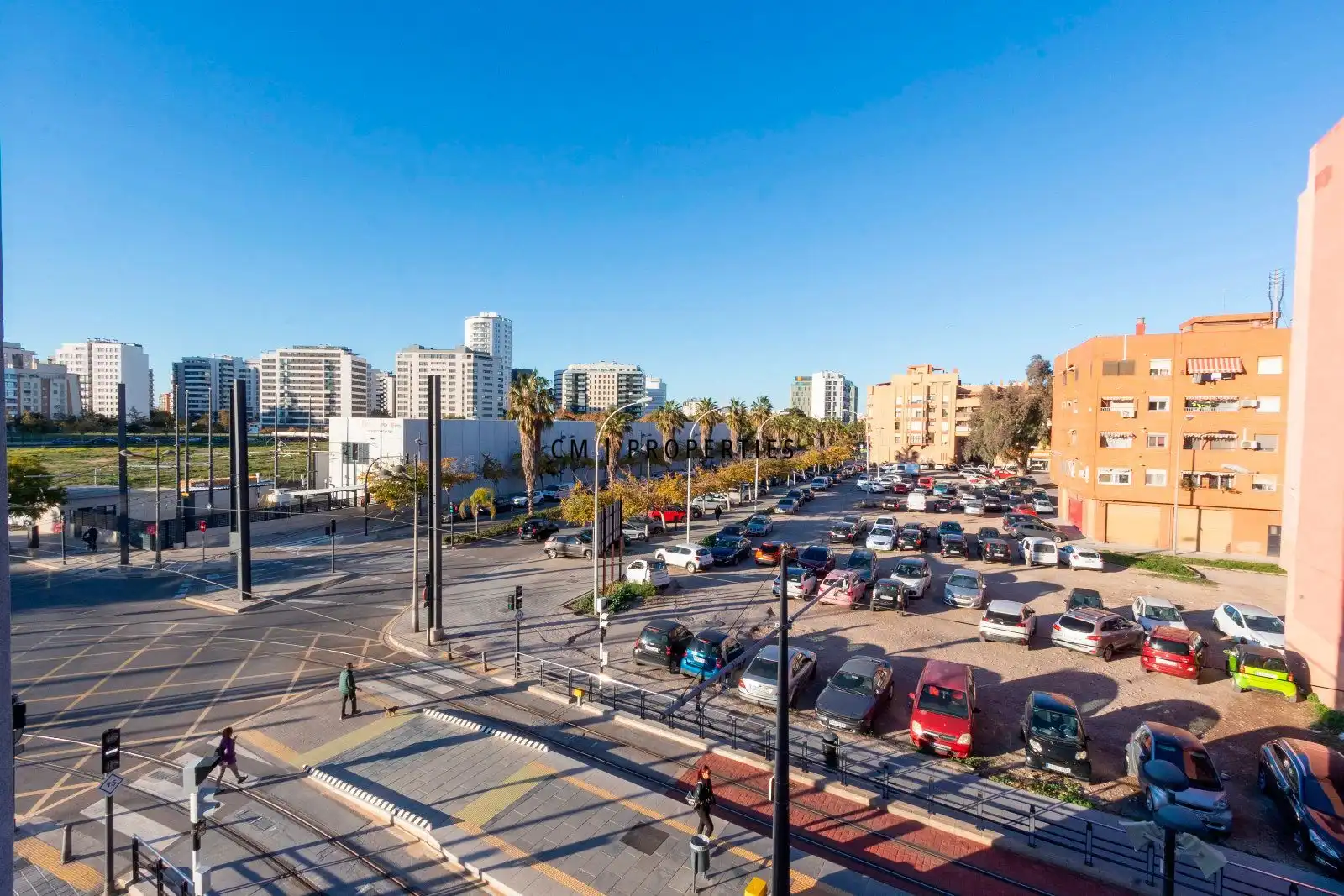 Vista exterior de Piso de alquiler en Valencia con Terraza, Trastero y Piscina