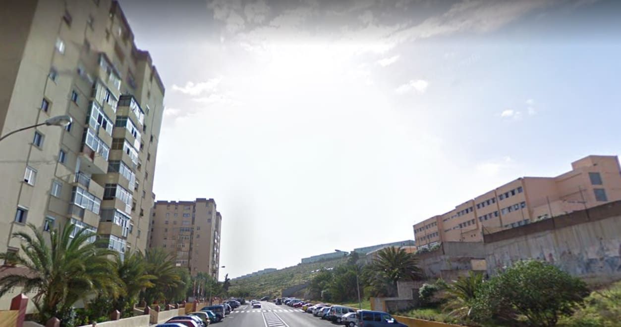 Vista exterior de Piso en venta en Telde