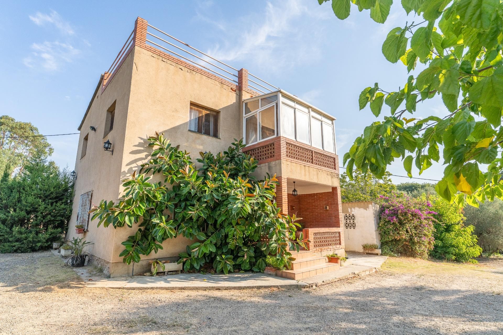 Vista exterior de Finca rústica en venta en Reus con Calefacción, Jardín privado y Terraza