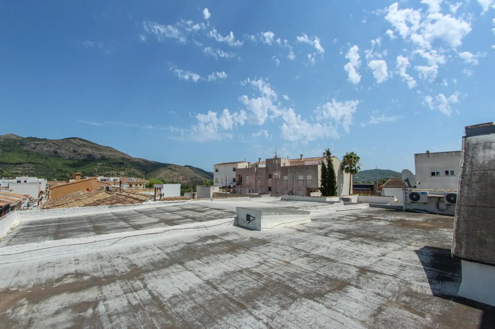 Vista exterior de Apartament en venda en Xaló amb Aire condicionat i Terrassa