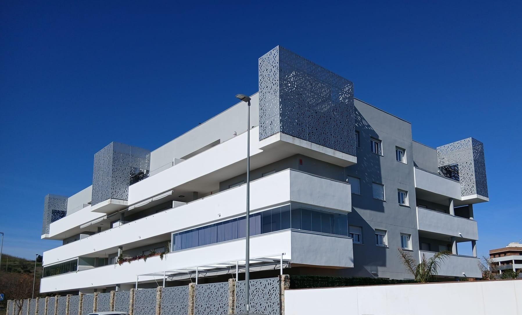 Vista exterior de Àtic de lloguer en Camas amb Aire condicionat, Jardí privat i Terrassa