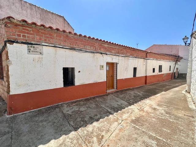 Casa-chalet en Venta en Fuente Obejuna