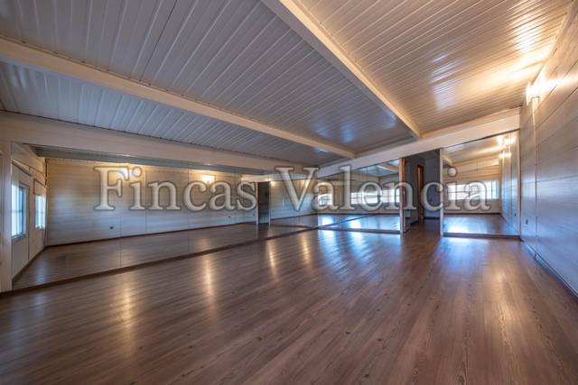 Local comercial en Alquiler en Calle Calle de la Orenga, 22 en Valterna