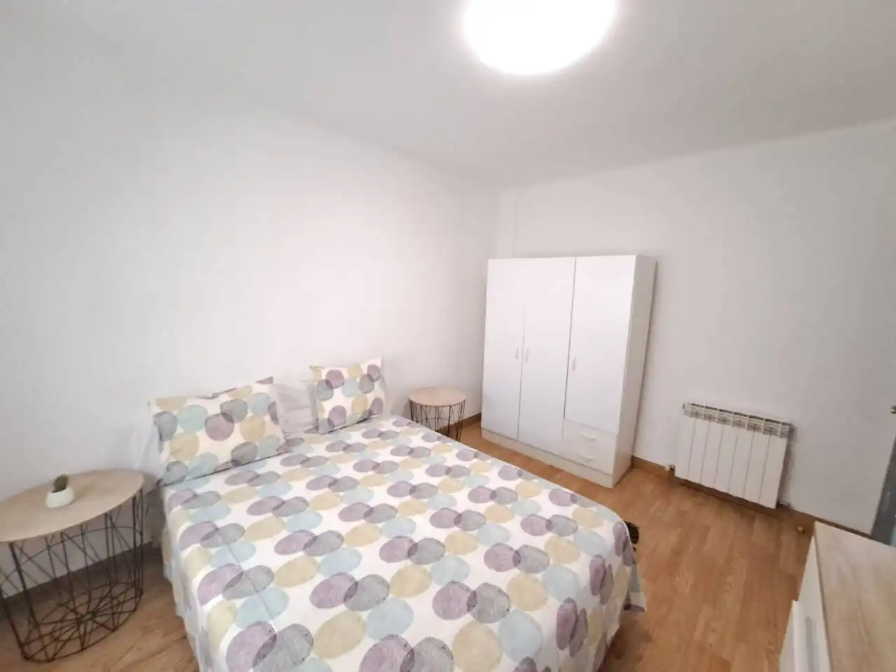 Dormitori de Pis en venda en Burgos amb Calefacció, Parquet i Terrassa