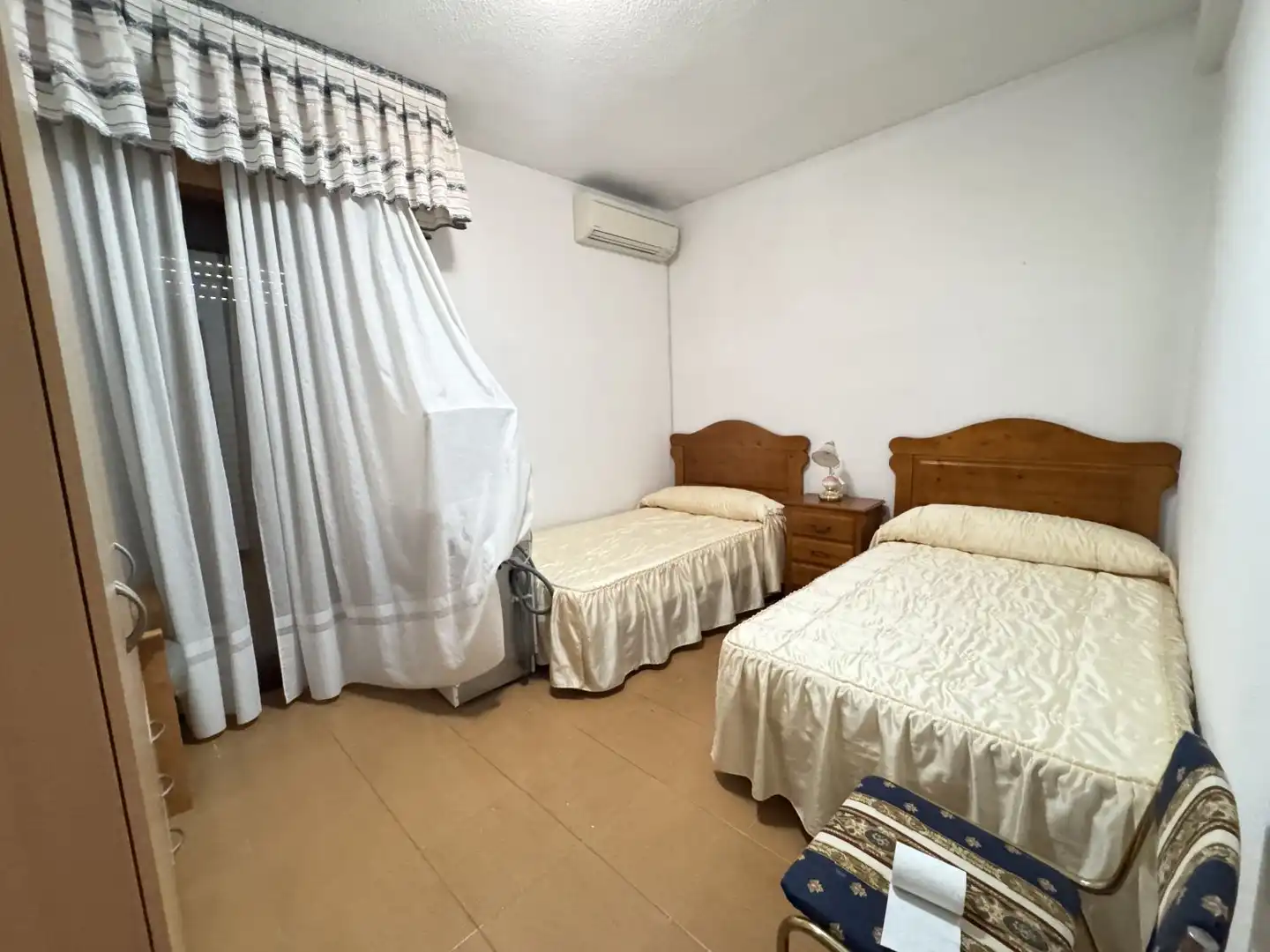 Habitación de Piso de alquiler en Cuerva con Aire acondicionado, Calefacción y Terraza
