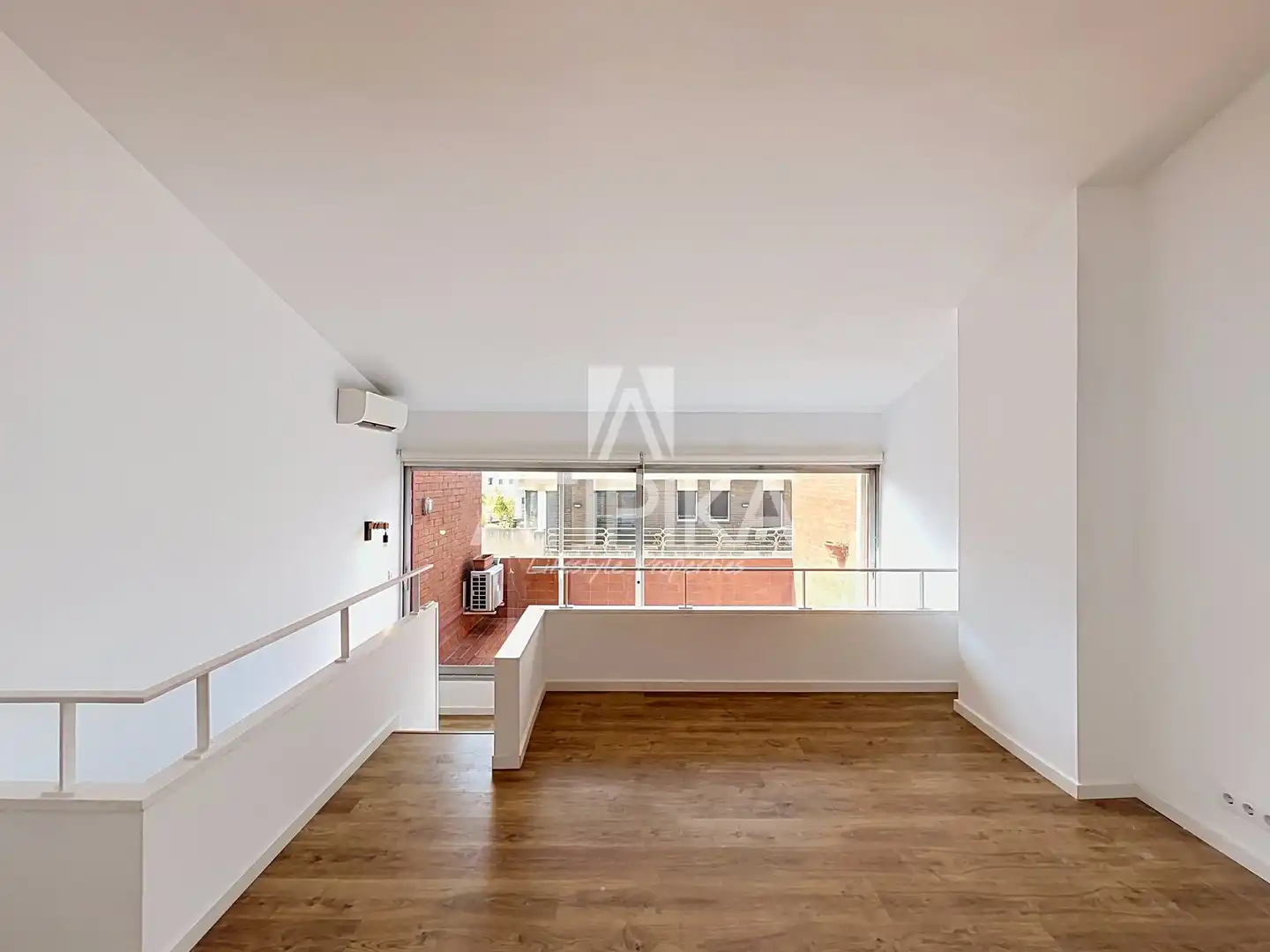 Dormitori de Àtic en venda en Barcelona amb Aire condicionat, Calefacció i Parquet