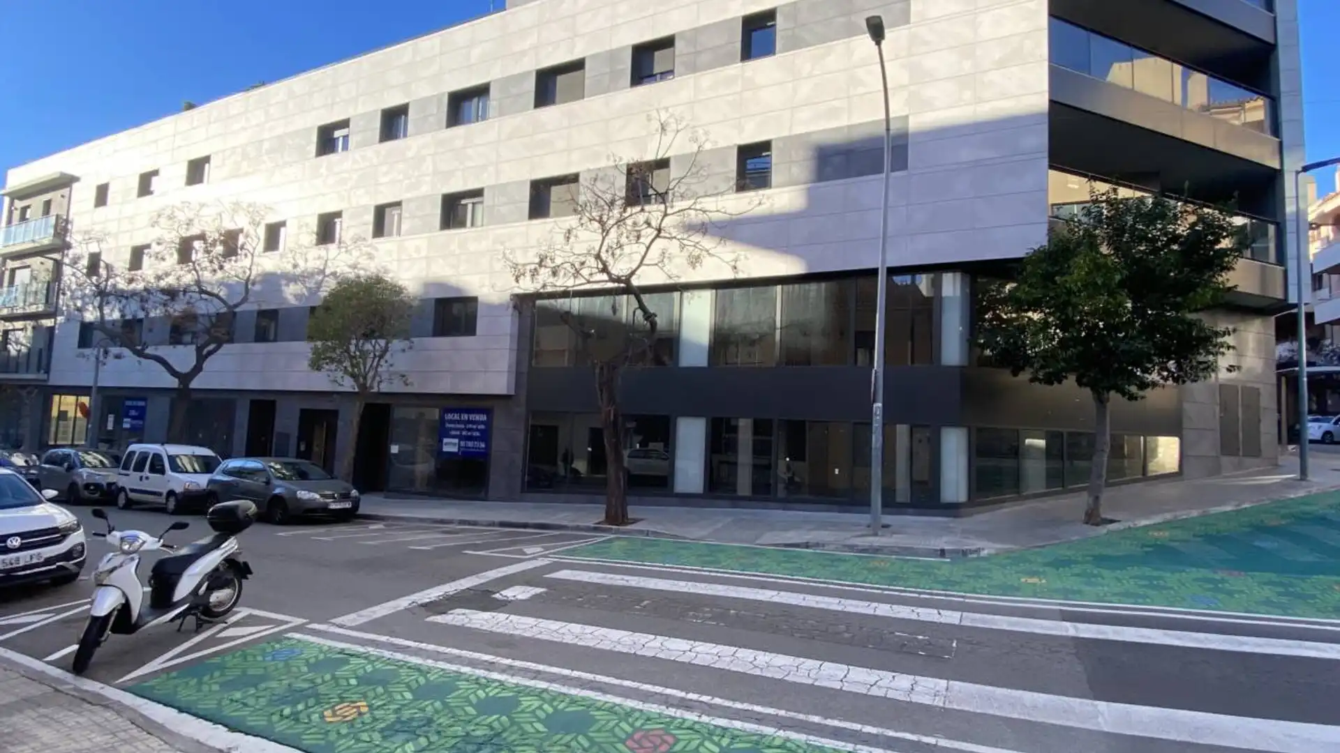 Vista exterior de Local en venta en Terrassa