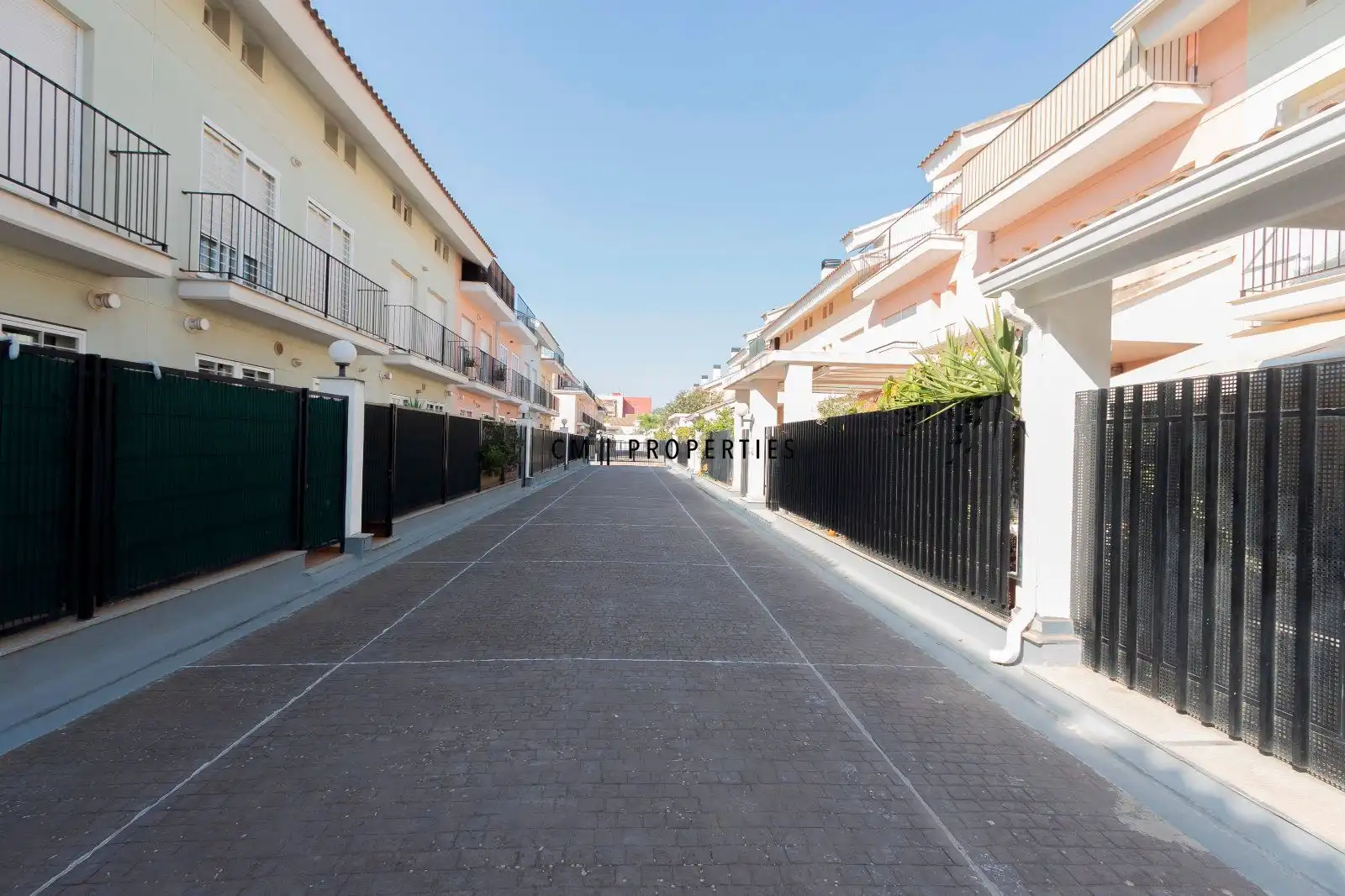 Vista exterior de Pis en venda en Moncada amb Aire condicionat, Calefacció i Terrassa