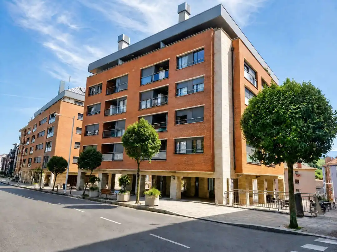 Vista exterior de Pis en venda en Santurtzi  amb Calefacció i Terrassa