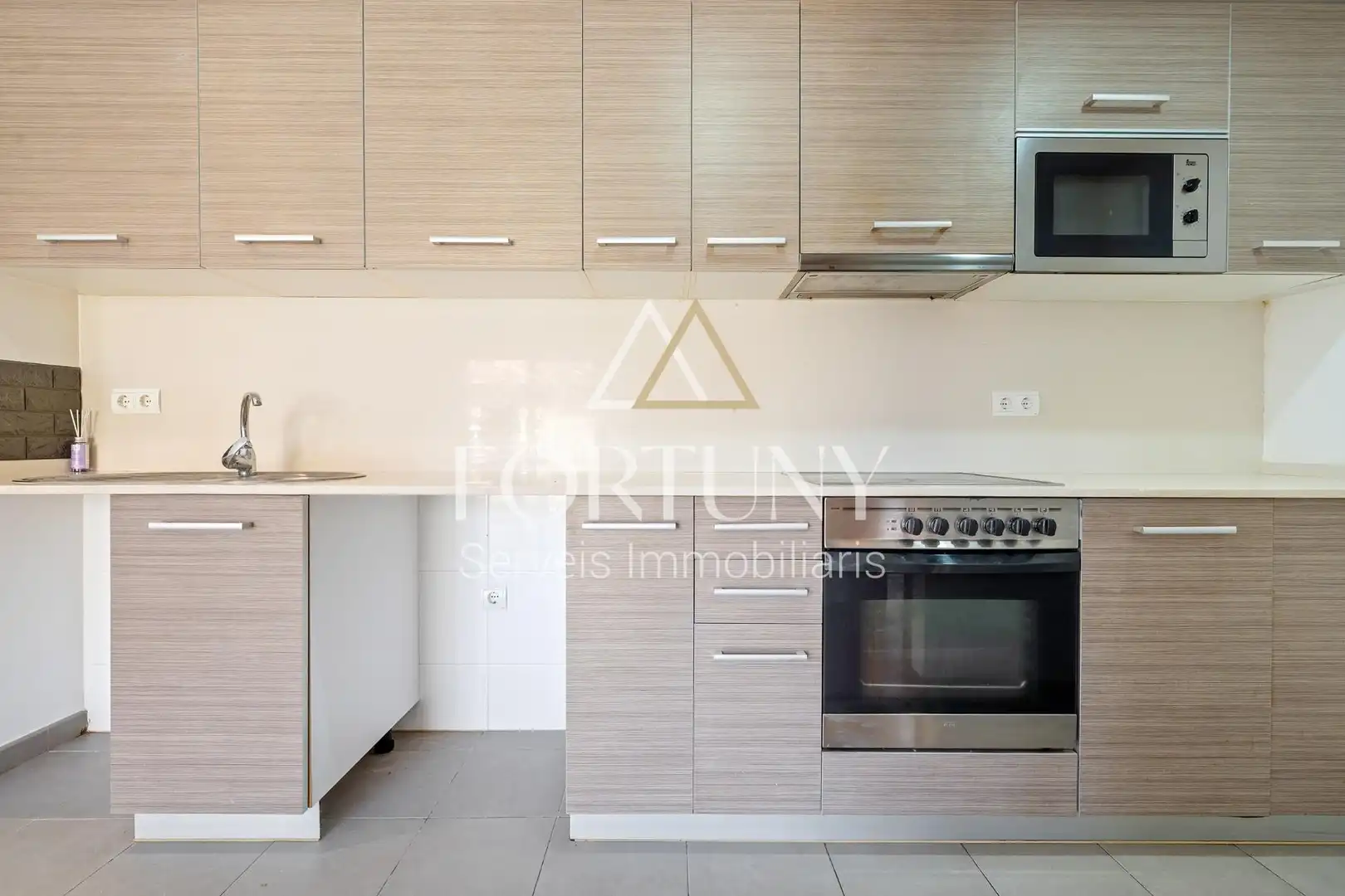 Kitchen of Flat for sale in Vinyols i els Arcs  with Storage room and Balcony