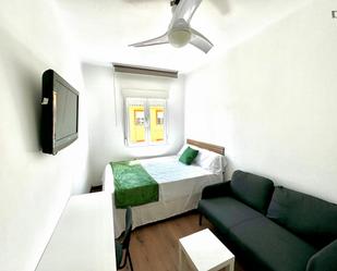 Bedroom of Apartment to share in  Madrid Capital  with Furnished, Oven and Washing machine