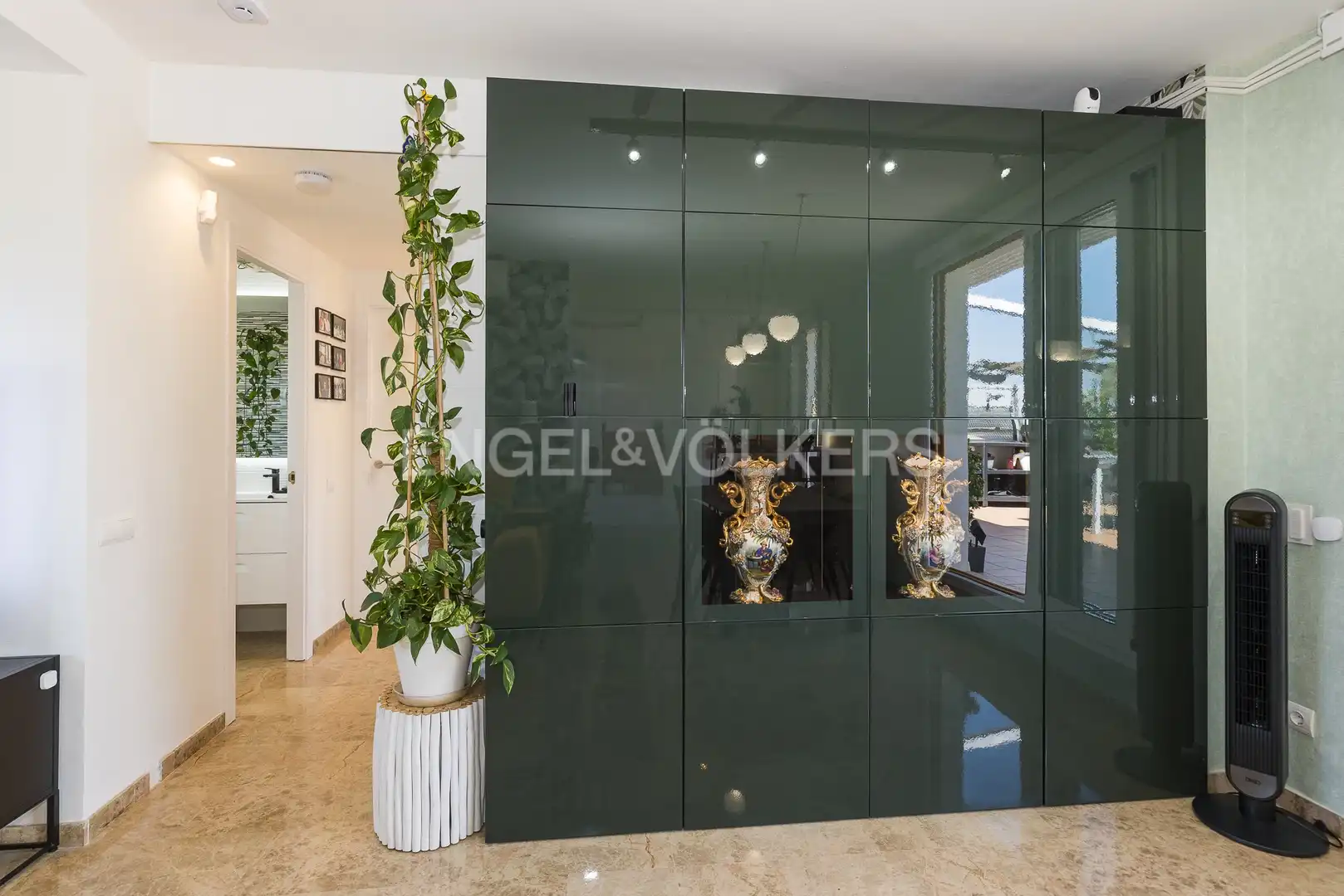 Attic for rent in Sitges  with Air Conditioner, Heating and Parquet flooring